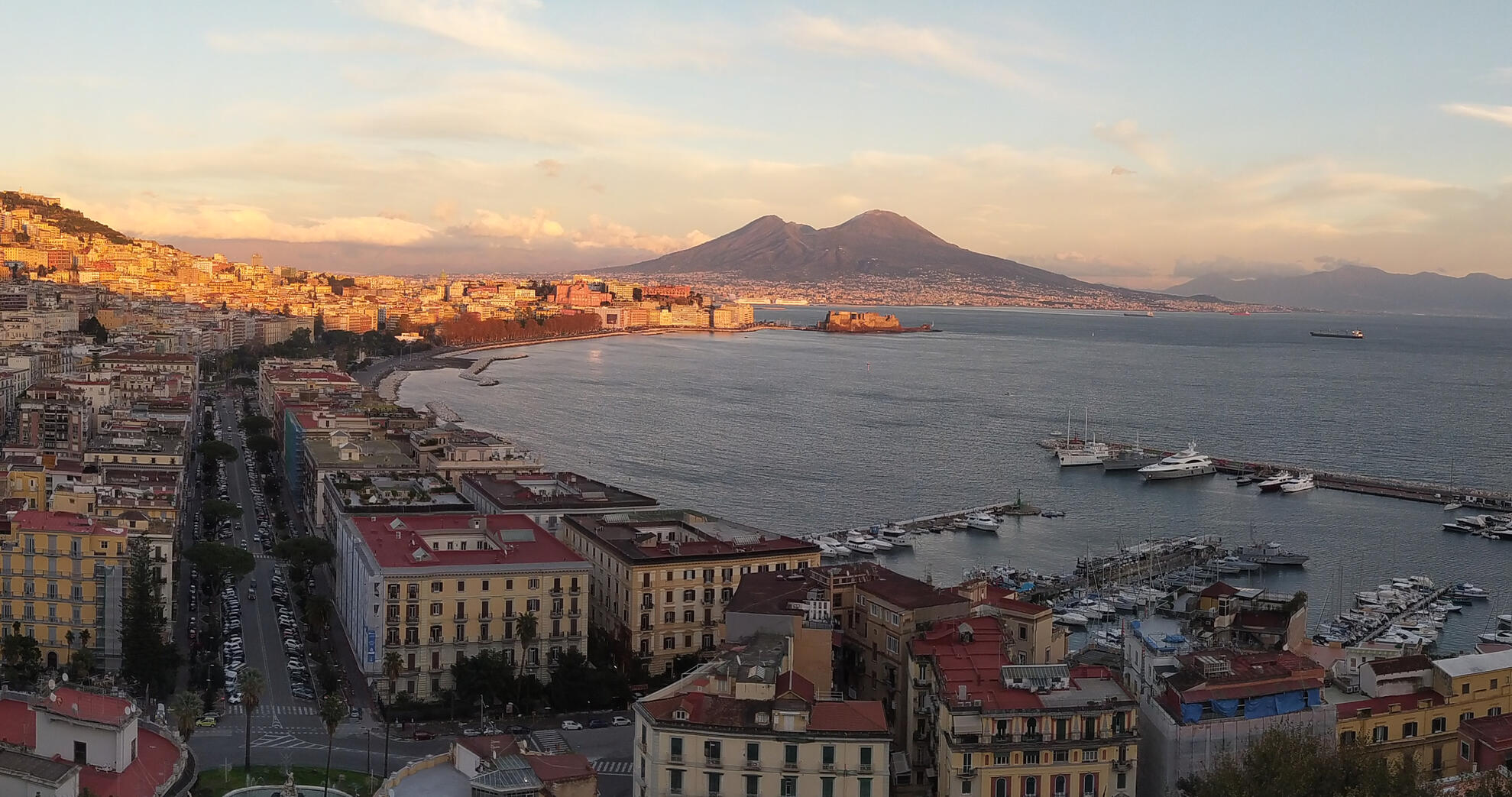 Napoli e il Vesuvio da Posillipo